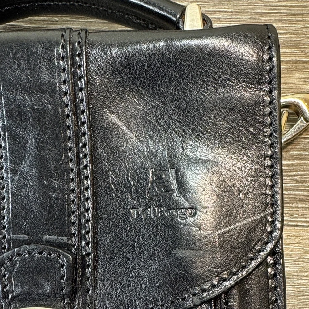 Sleek Black Leather messenger Bag made in Italy genuine leather